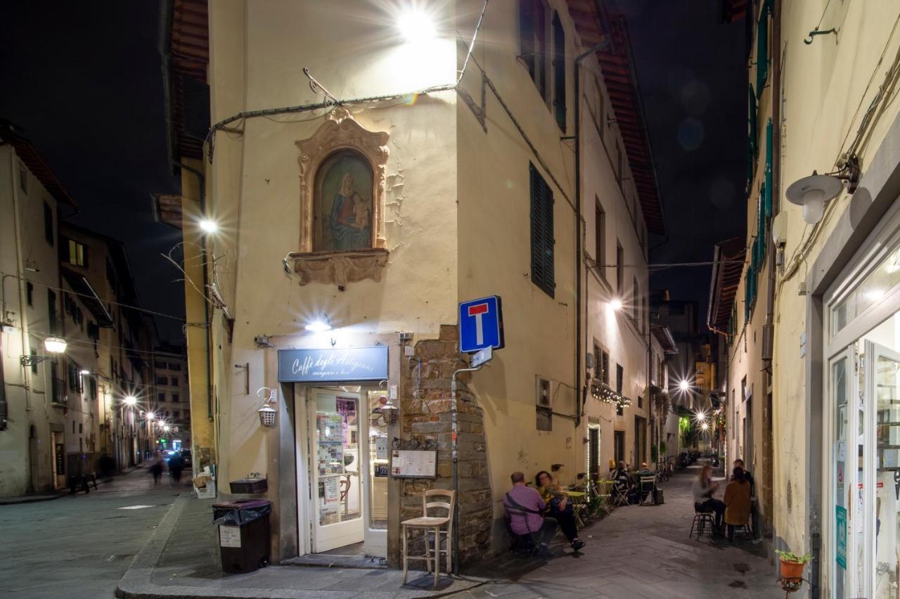 Wonderful Romantic Studio Ponte Vecchio Area *